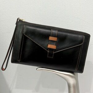 Vera Bradley Bozeman Wristlet Black Genuine Leather